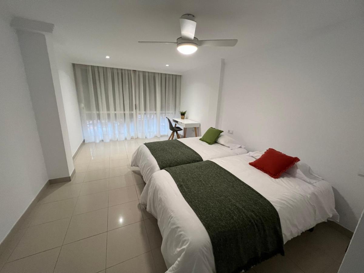 Apartamentos Ilice A 1 Minuto De La Playa De بينايدورم المظهر الخارجي الصورة